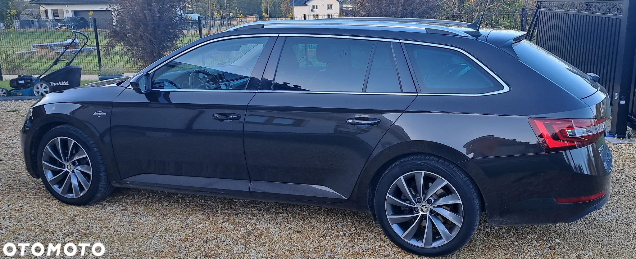 Skoda Superb 2.0 TDI 4x4 L&K DSG - 2