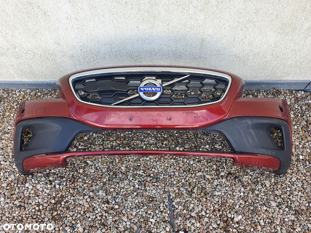 Zderzak przedni Volvo V40 Cross Country rok 12-16