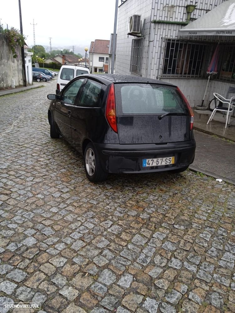 Fiat Punto 1.9 JTD HLX - 7