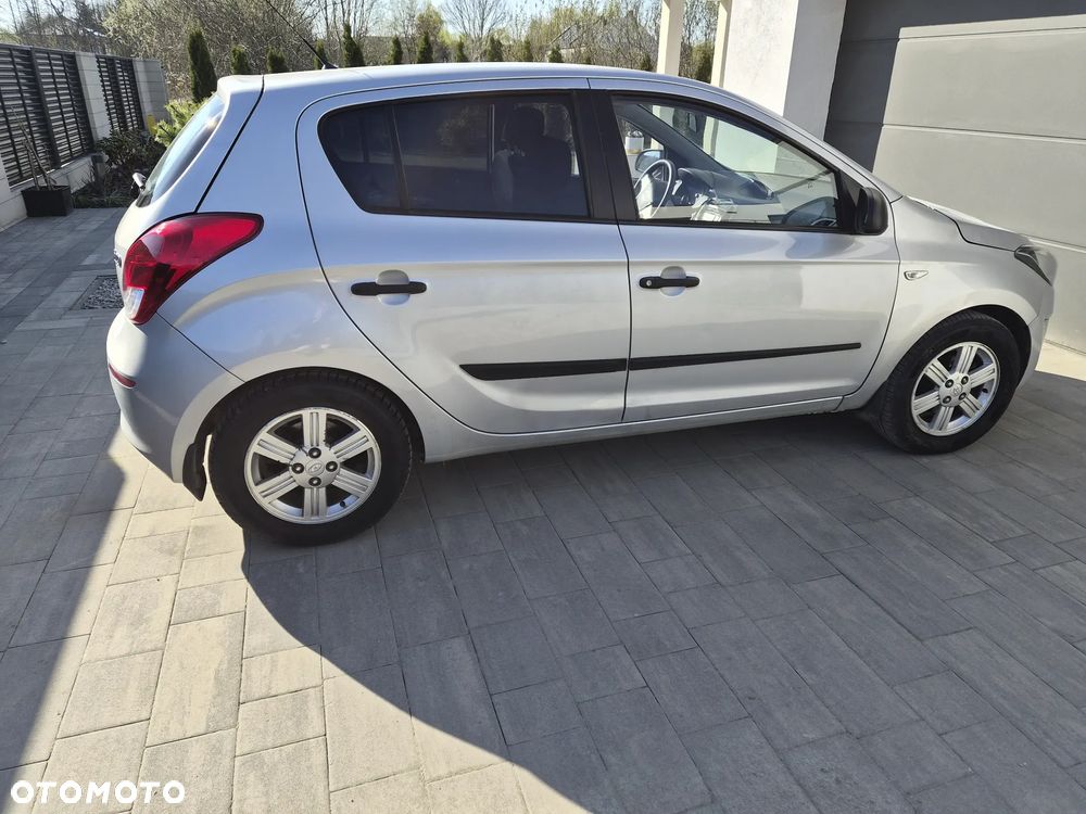 Hyundai i20 1.1 CRDi BlueDrive Comfort - 4