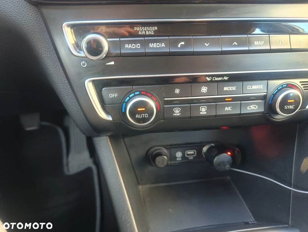 Kia Optima 1.7 CRDI M - 9