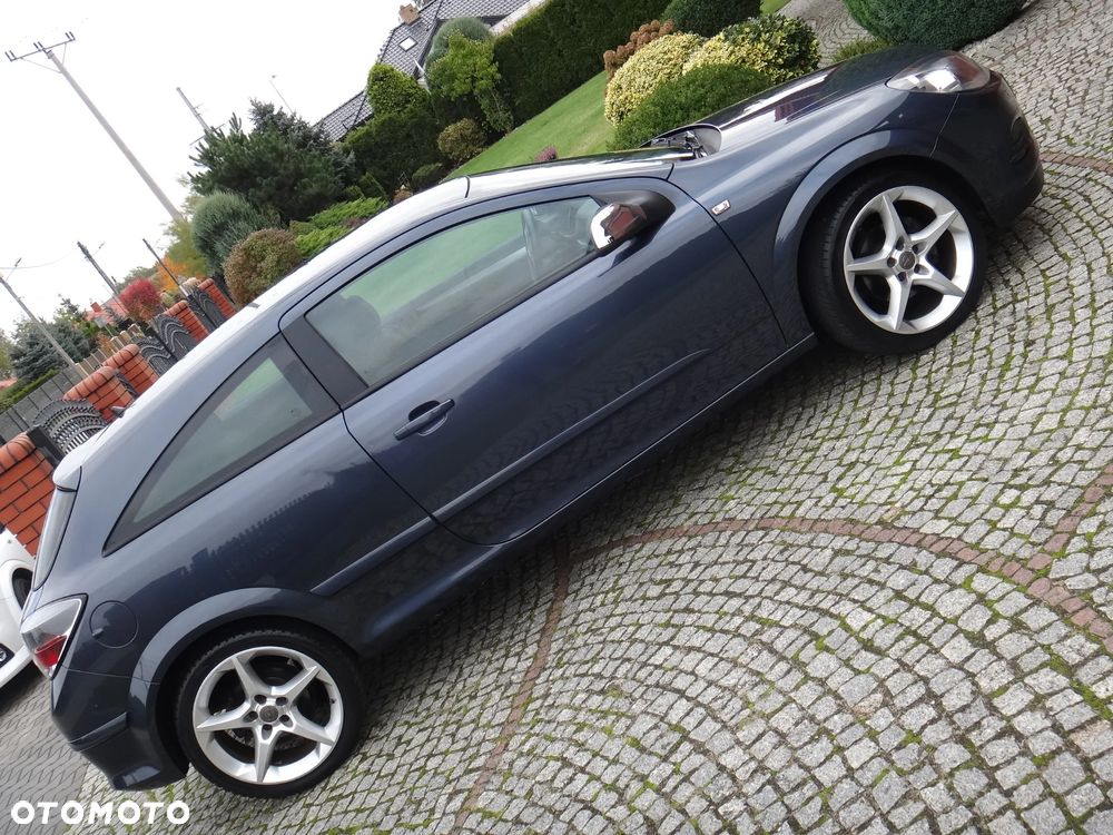 Opel Astra III GTC 1.8 Sport - 17