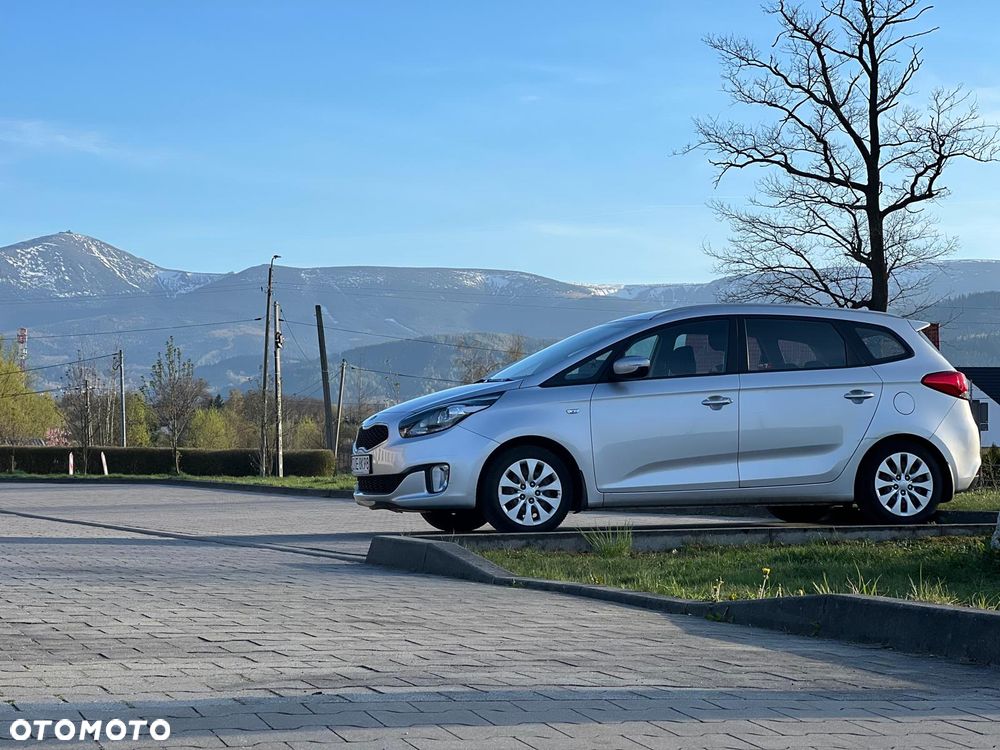 Kia Carens 1.6 GDI M EU6 - 23