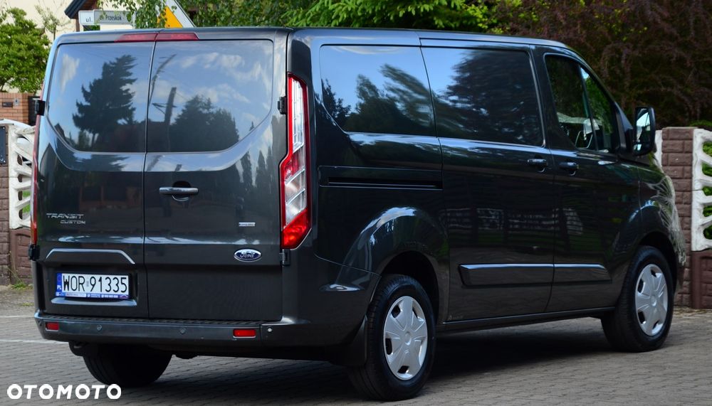 Ford Transit Custom - 11