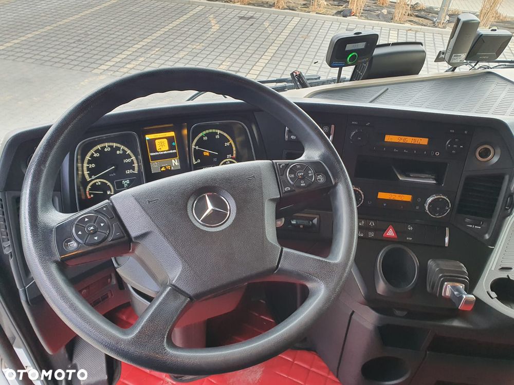 Mercedes-Benz ACTROS 2446 - 8