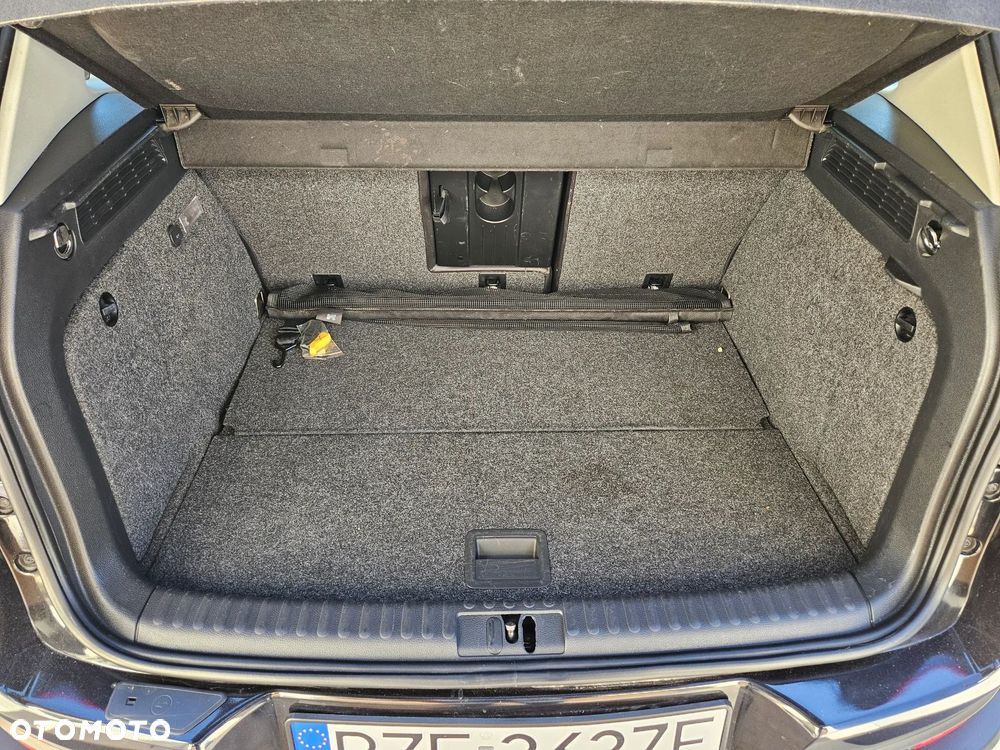 Volkswagen Tiguan - 14