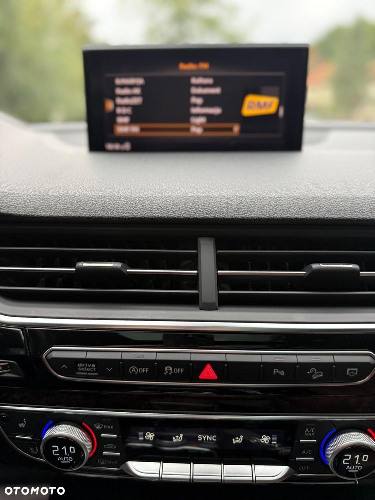 Audi Q7 - 17