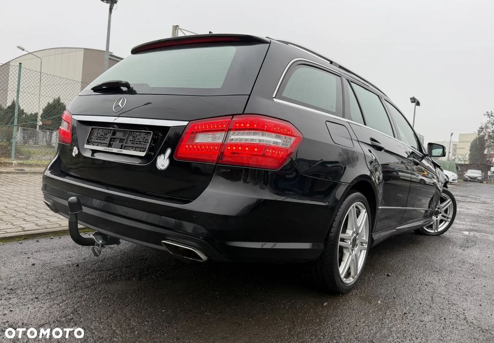 Mercedes-Benz Klasa E 350 4Matic 7G-TRONIC - 9