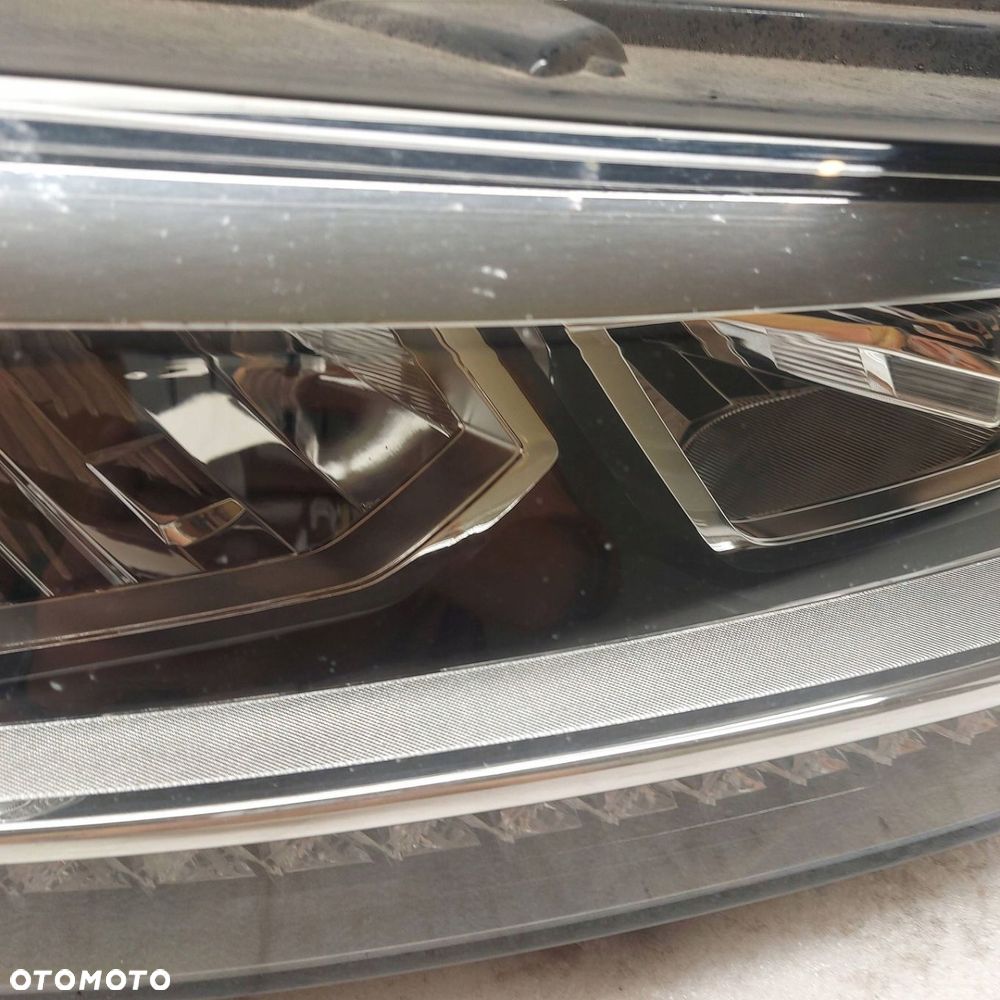 Volkswagen Touran II 5TB PÓŁ LED Przód strona prawa 5TB941036B - 4