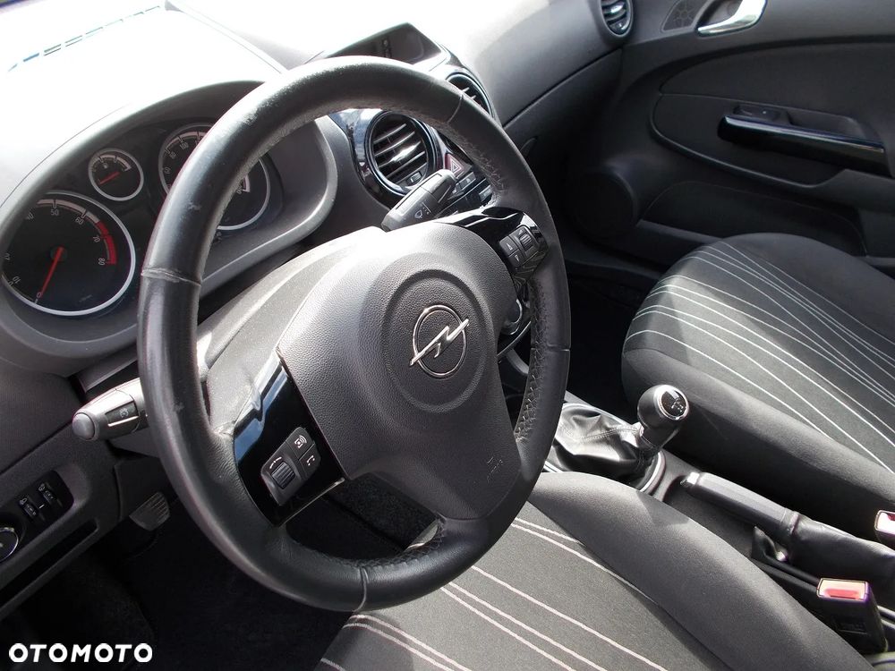 Opel Corsa 1.2 16V Enjoy - 18
