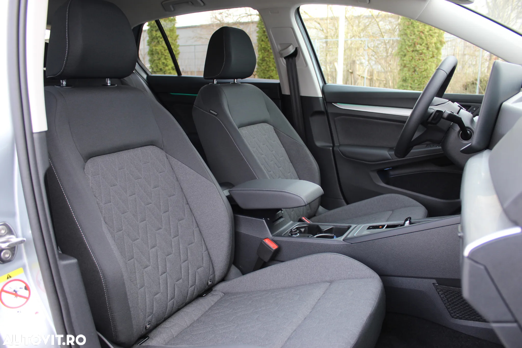 Volkswagen Golf 1.5 TSI eHybrid DSG PHEV Life - 8