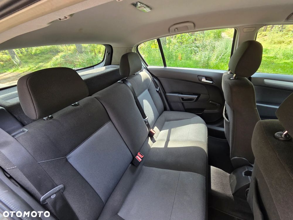 Opel Astra 1.6 Elegance Easytronic - 15