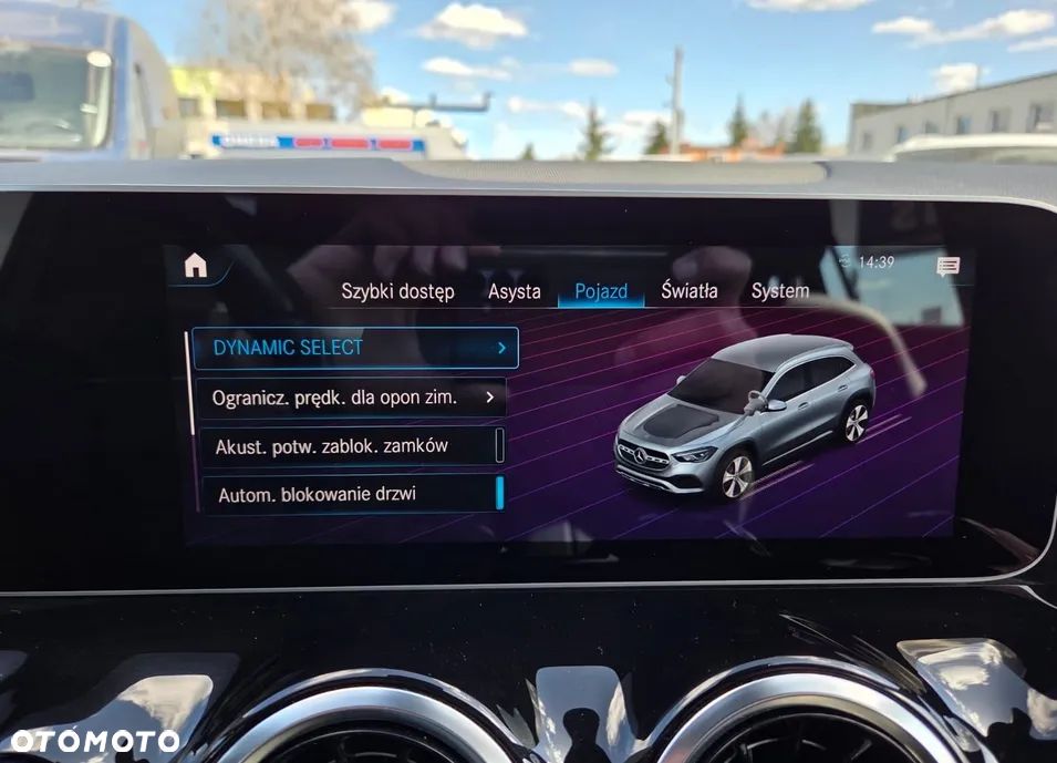 Mercedes-Benz GLA 200 d 8G-DCT - 20