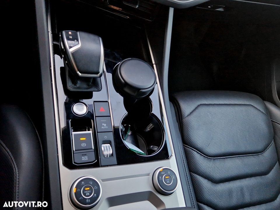 Volkswagen Touareg V6 TDI Elegance - 18