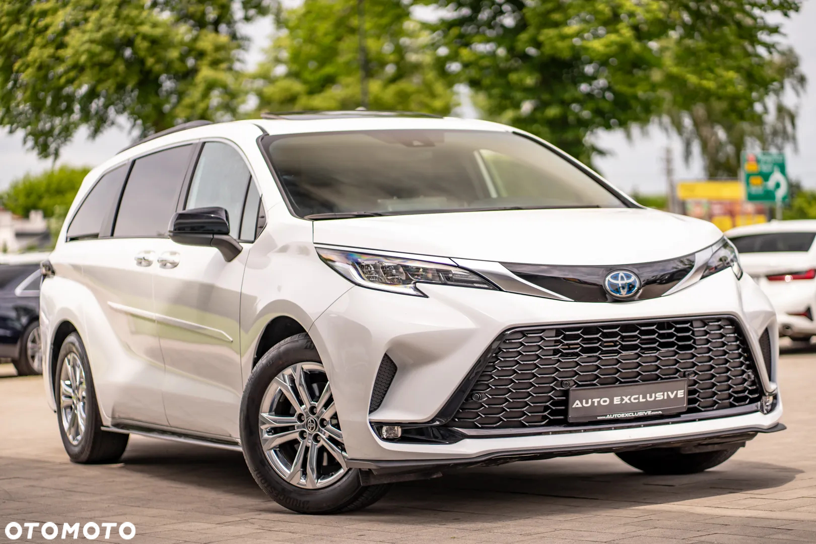 Toyota Sienna - 9