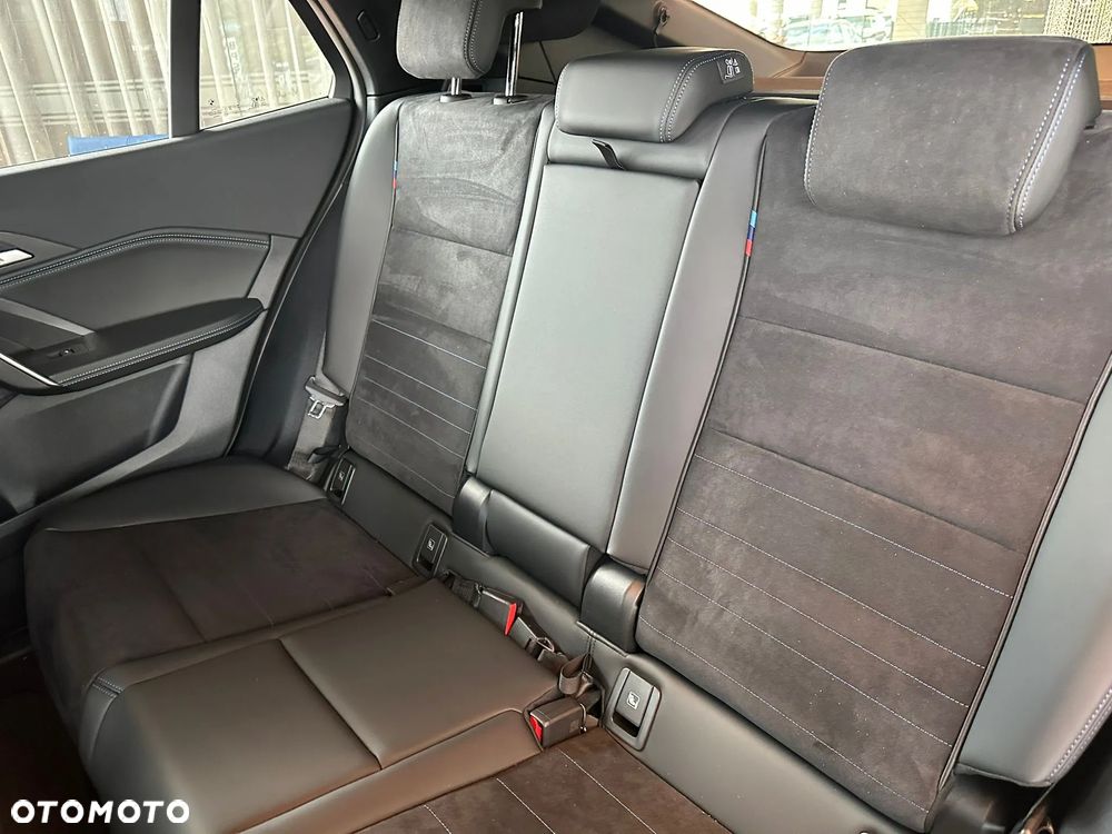 BMW iX2 eDrive20 66.5kWh M Sport Edition - 19