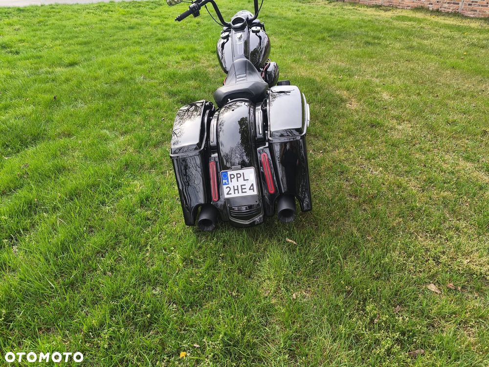 Harley-Davidson Touring Road King - 2