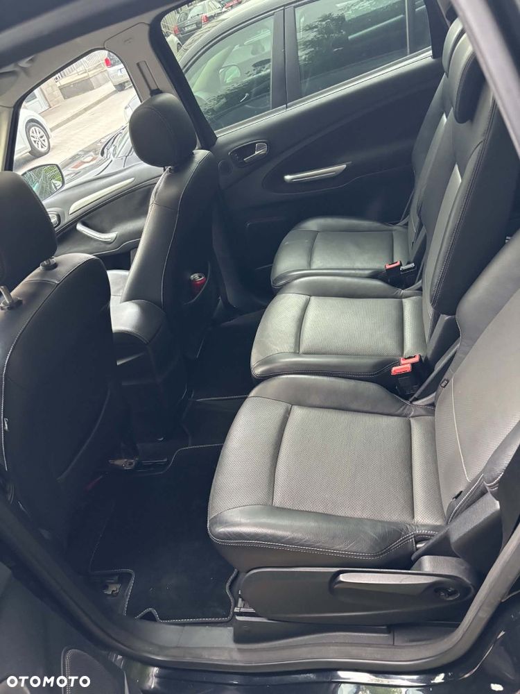 Ford S-Max - 7
