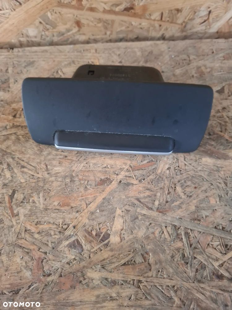 Volvo XC40 2018 popielniczka przód 31469074 - 1