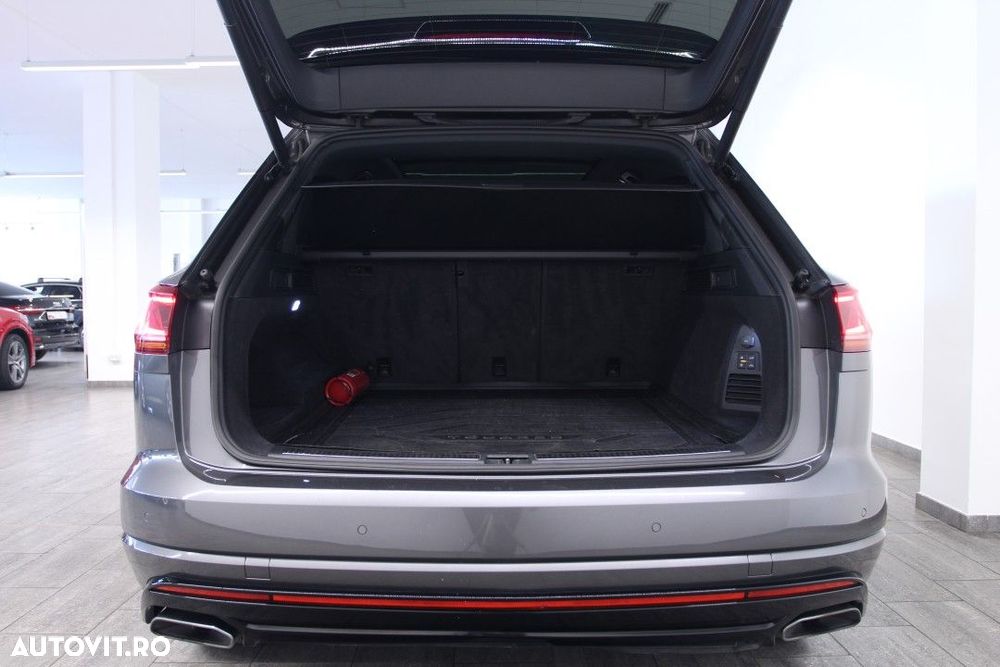 Volkswagen Touareg V6 TDI 4MOTION R-Line - 8