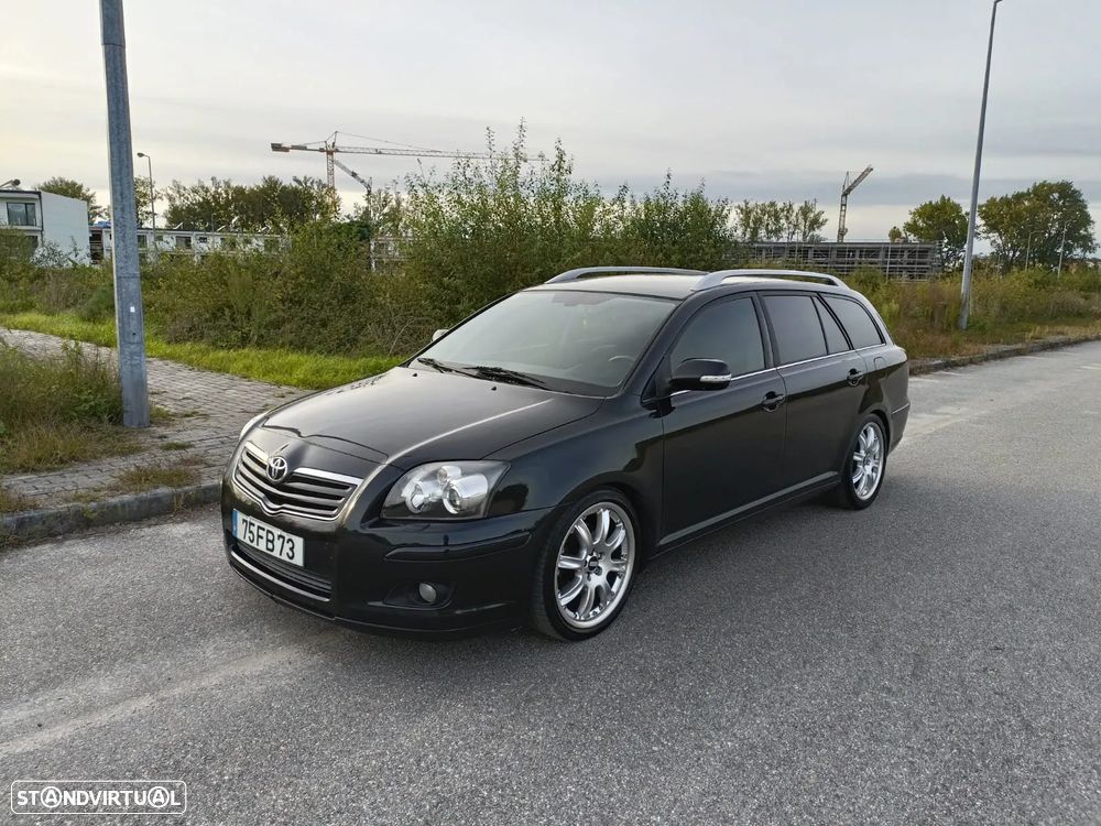 Toyota Avensis SW 2.0 D-4D Sol+GPS - 1