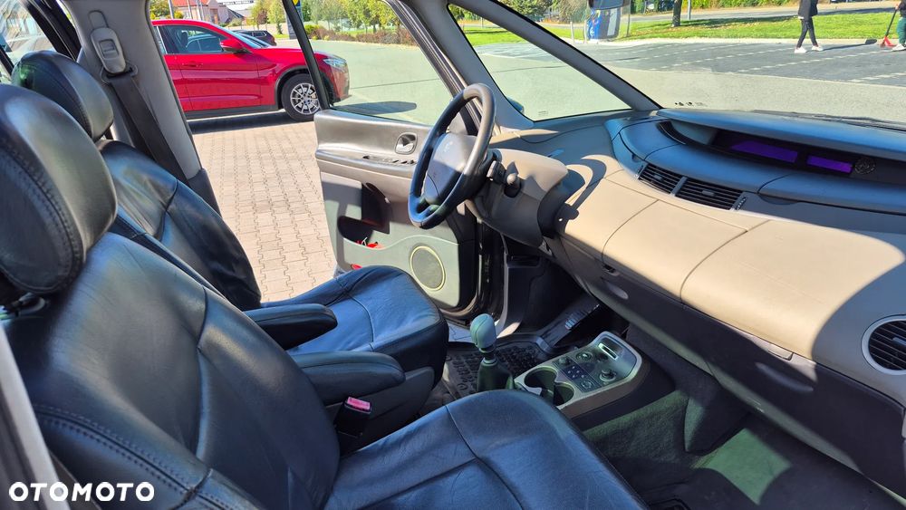Renault Espace 1.9 dCi Expression - 17