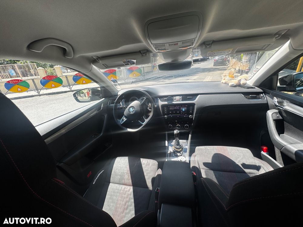 Skoda Octavia 2.0 TDI DSG Laurin & Klement - 6