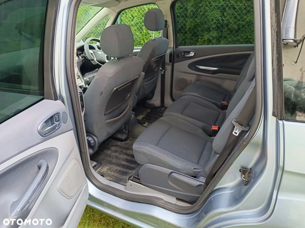 Ford Galaxy 2.0 TDCi Trend - 17