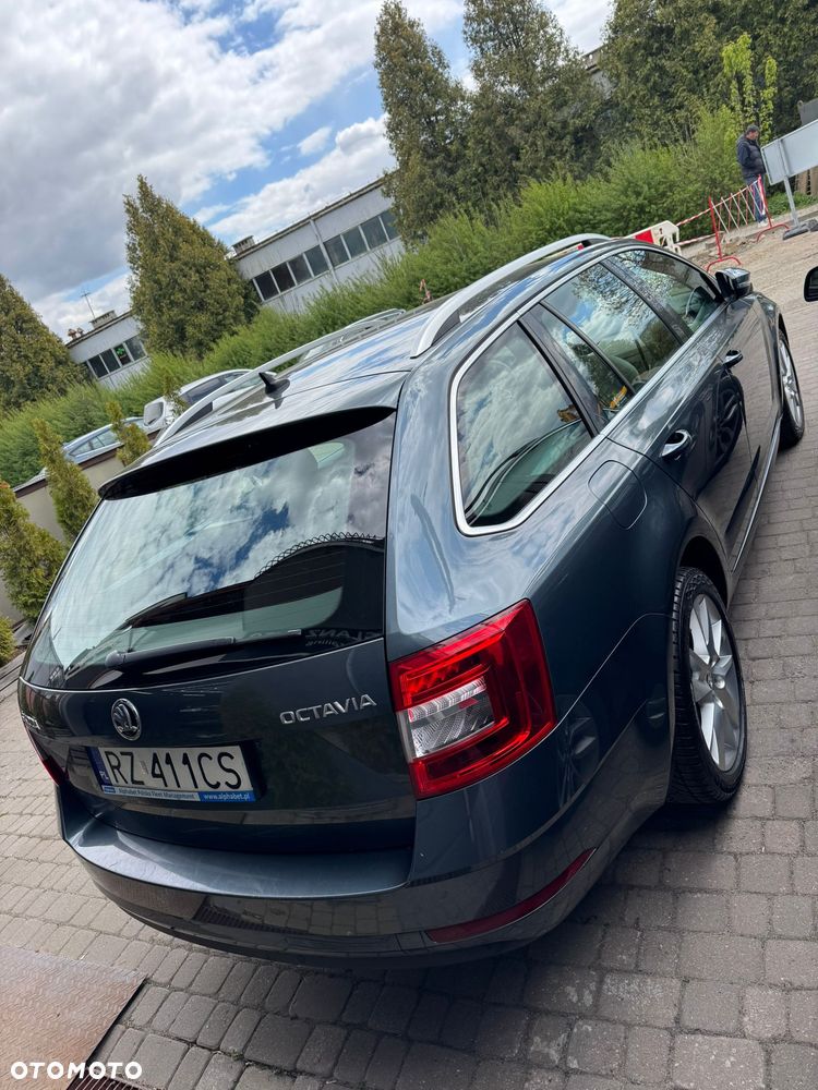 Skoda Octavia 2.0 TDI Style DSG - 7