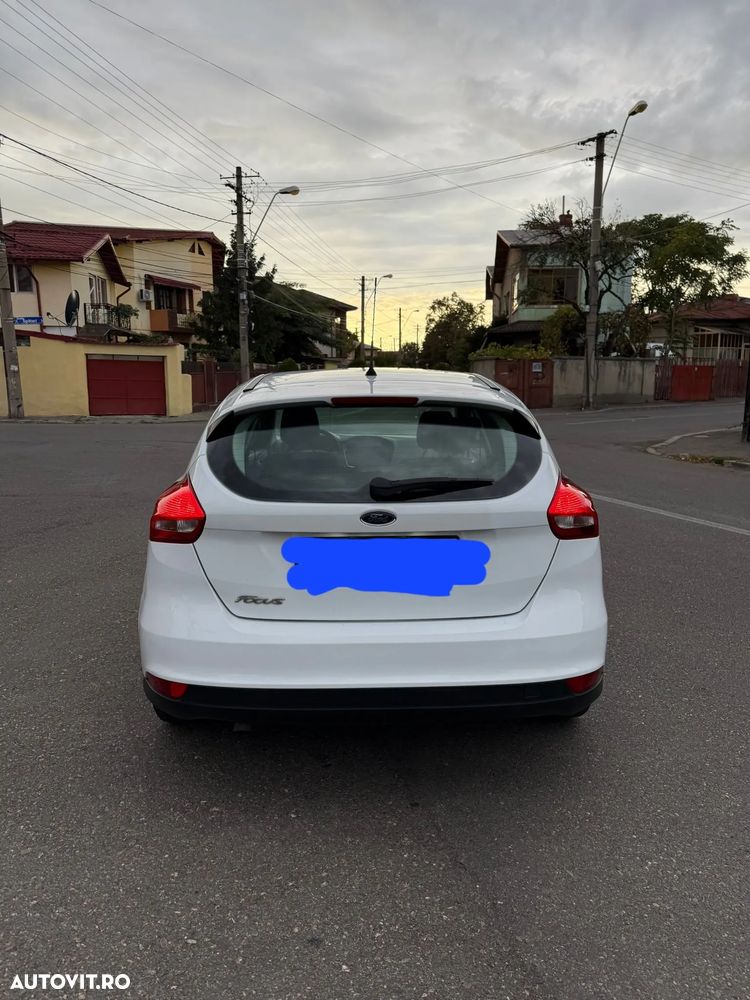 Ford Focus - 5