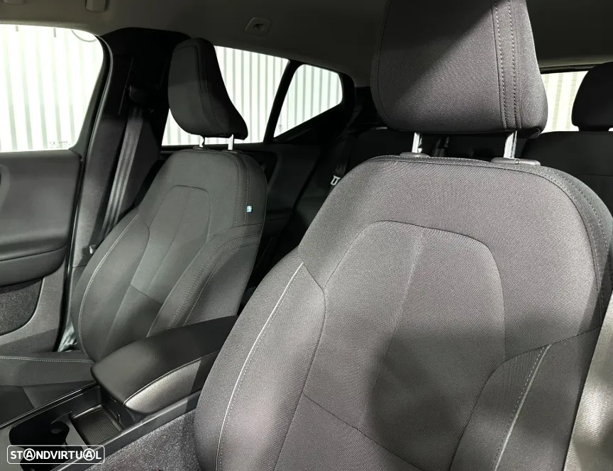Volvo XC 40 1.5 T3 Momentum - 11