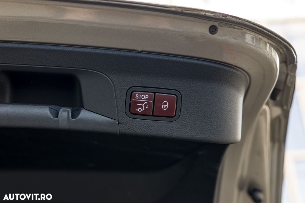 Mercedes-Benz GLC 220 d 4MATIC - 28