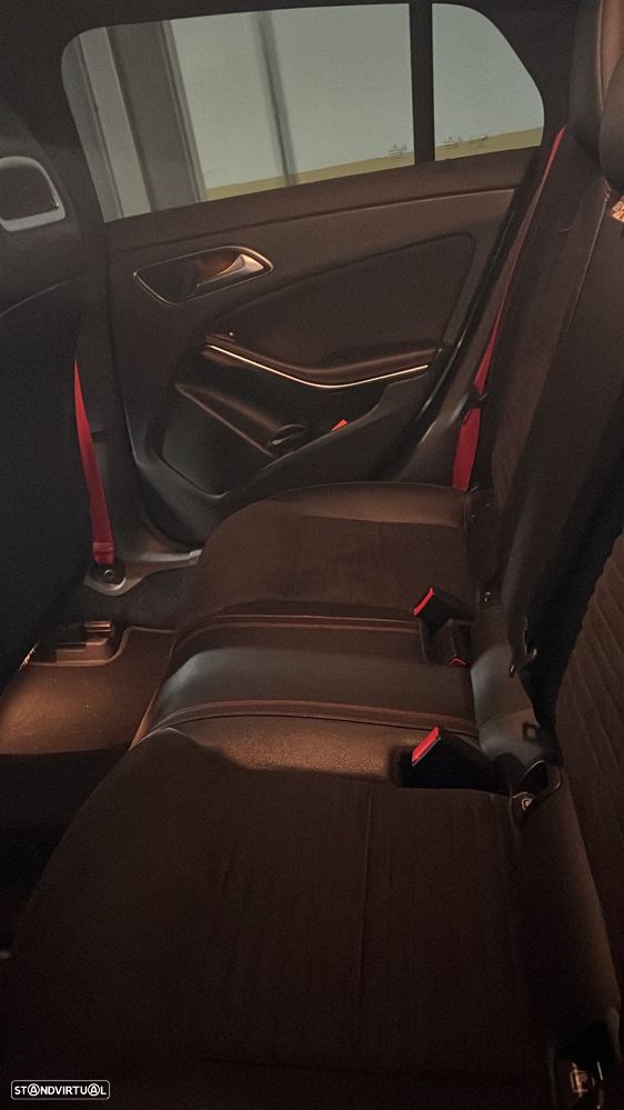 Mercedes-Benz CLA 45 AMG 4Matic 7G-DCT - 10