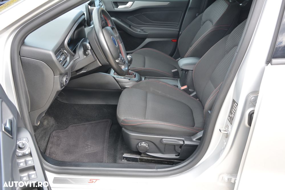 Ford Focus 1.0 EcoBoost Hybrid ST-LINE STYLE - 10