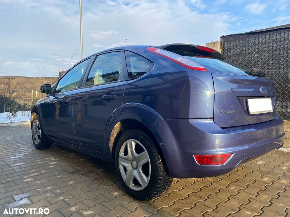 Ford Focus 1.6 TDCI Ambiente - 10