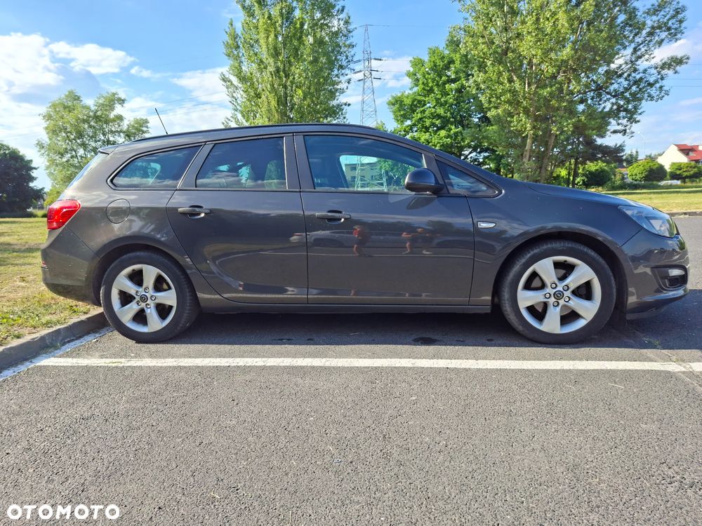Opel Astra 1.6 CDTI DPF ecoFLEX TourerStart/Stop Edition - 10