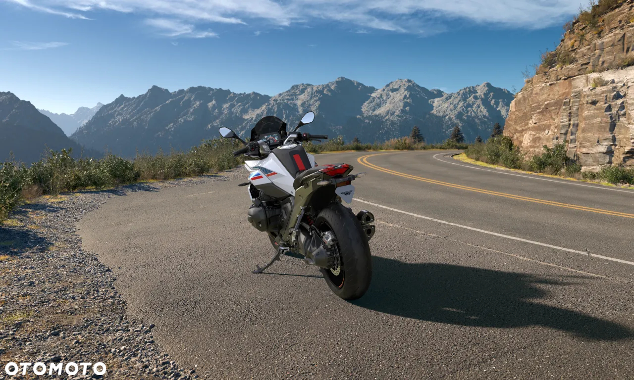 BMW R - 4
