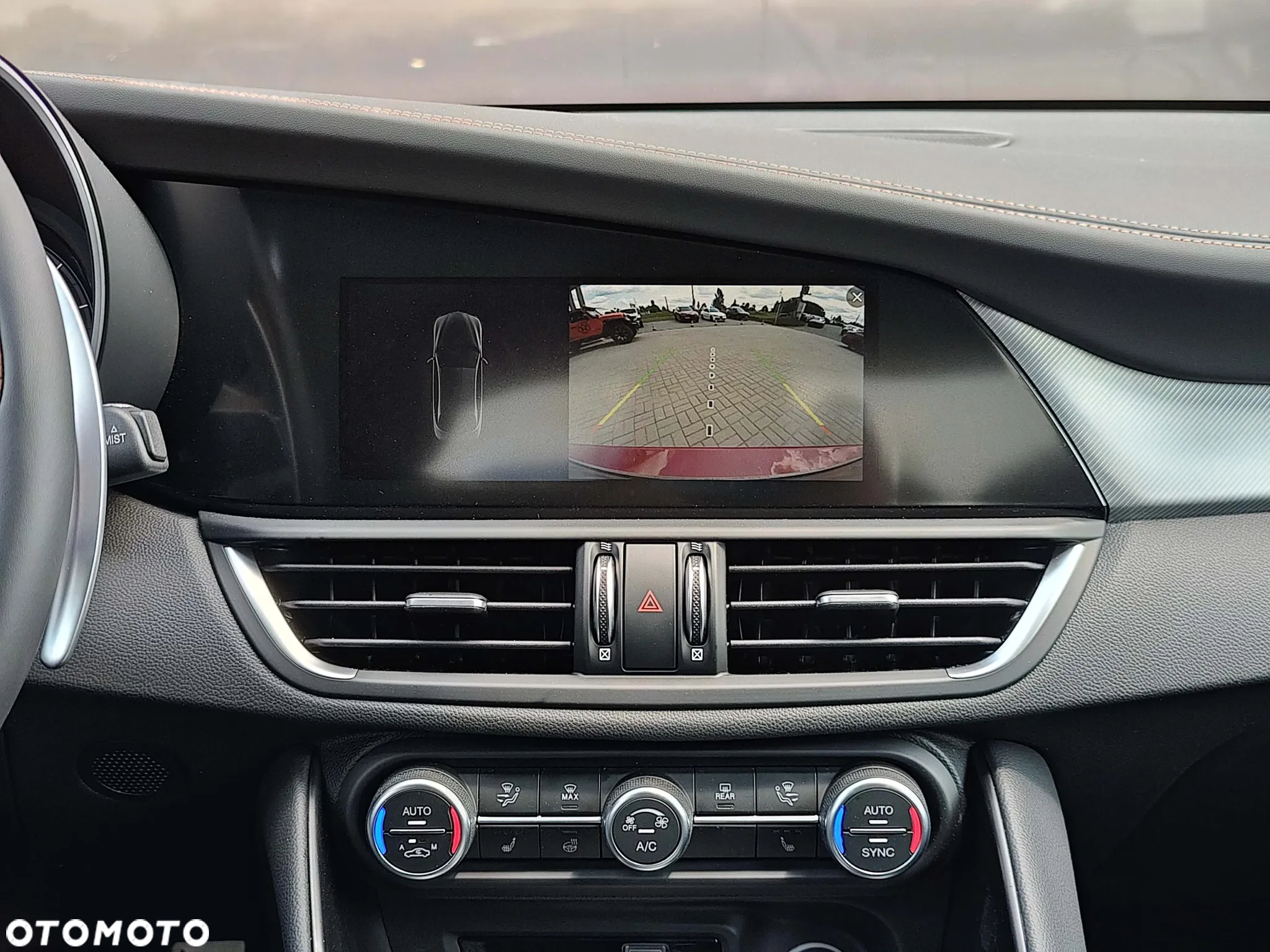 Alfa Romeo Giulia 2.0 Turbo Intensa Q4 - 15