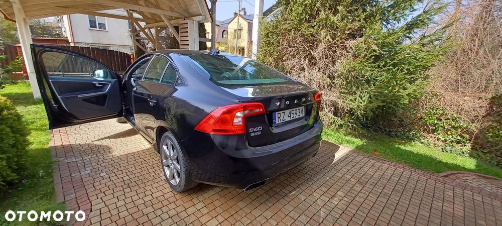 Volvo S60 D2 Drive-E Dynamic Edition (Momentum) - 5