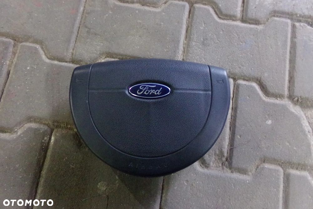 Poduszka powietrzna kierowcy Ford Fiesta MK6 2005r.