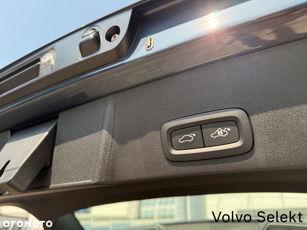 Volvo XC 40 - 31