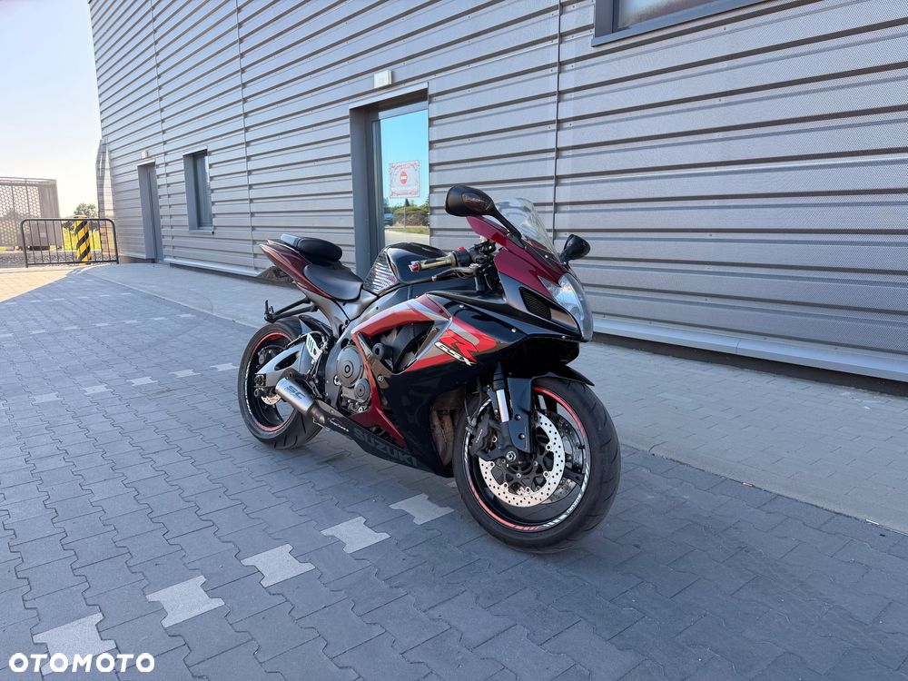 Suzuki GSX-R - 1
