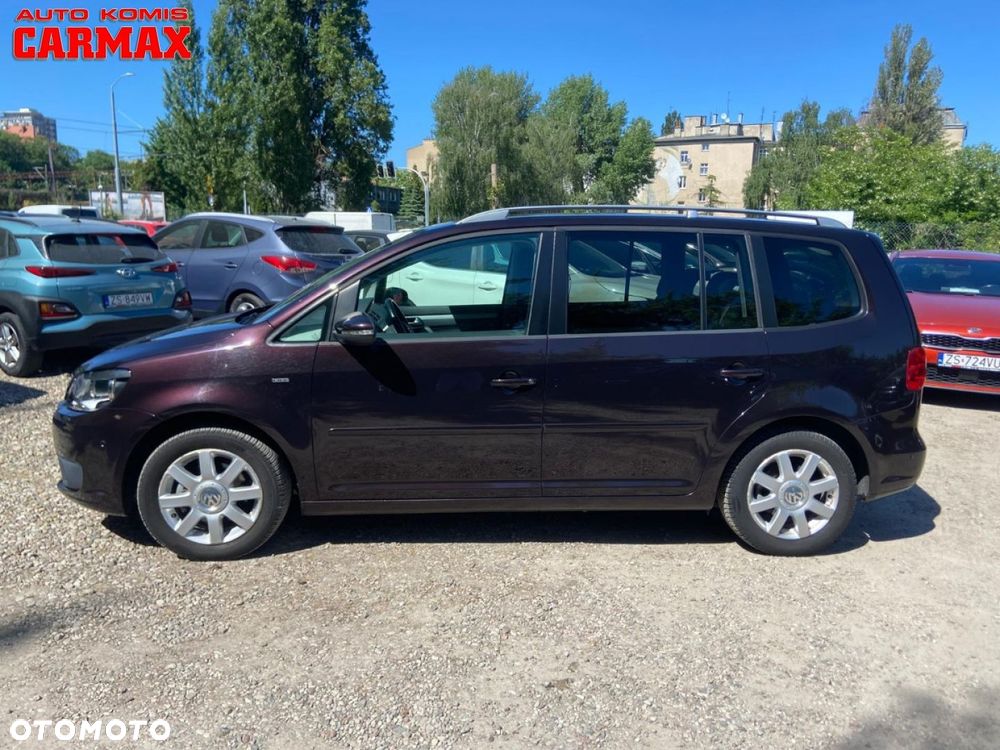 Volkswagen Touran - 4