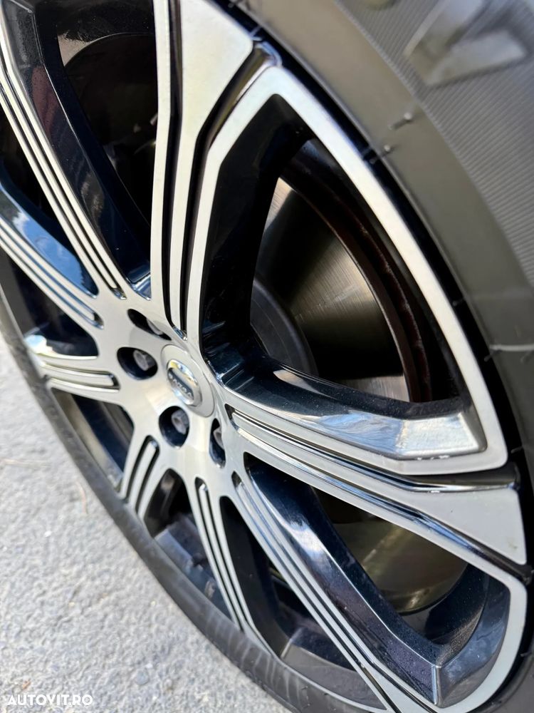 Volvo XC 60 D5 AWD Geartronic Inscription - 29