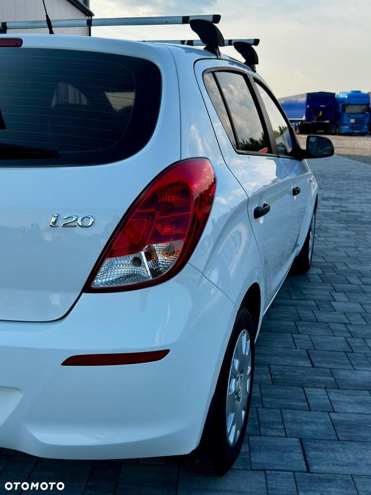 Hyundai i20 1.25 Comfort - 13