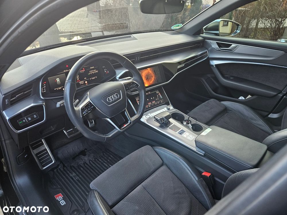 Audi S6 Avant - 12