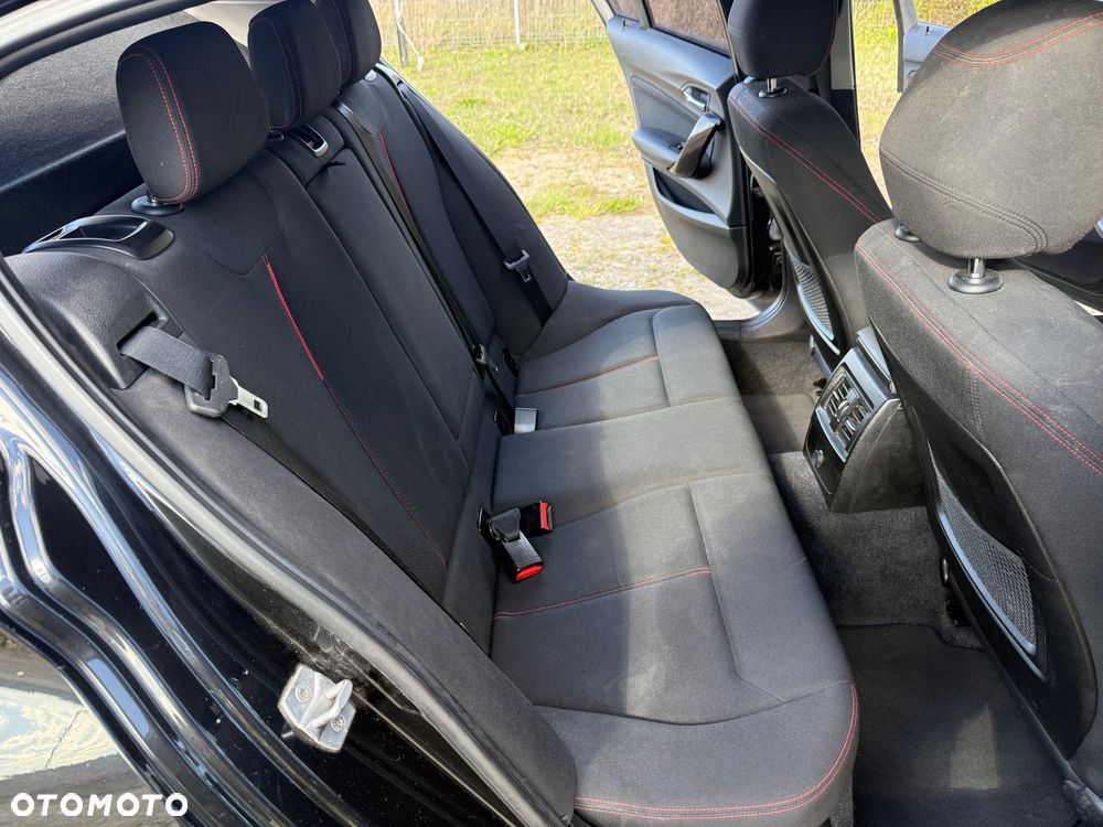 BMW Seria 1 116i Sport Line - 11