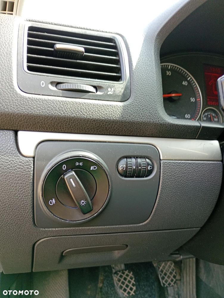 Volkswagen Golf 1.9 TDI Comfortline - 14