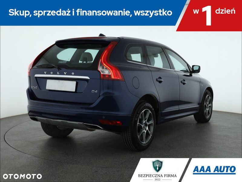 Volvo XC 60 - 6