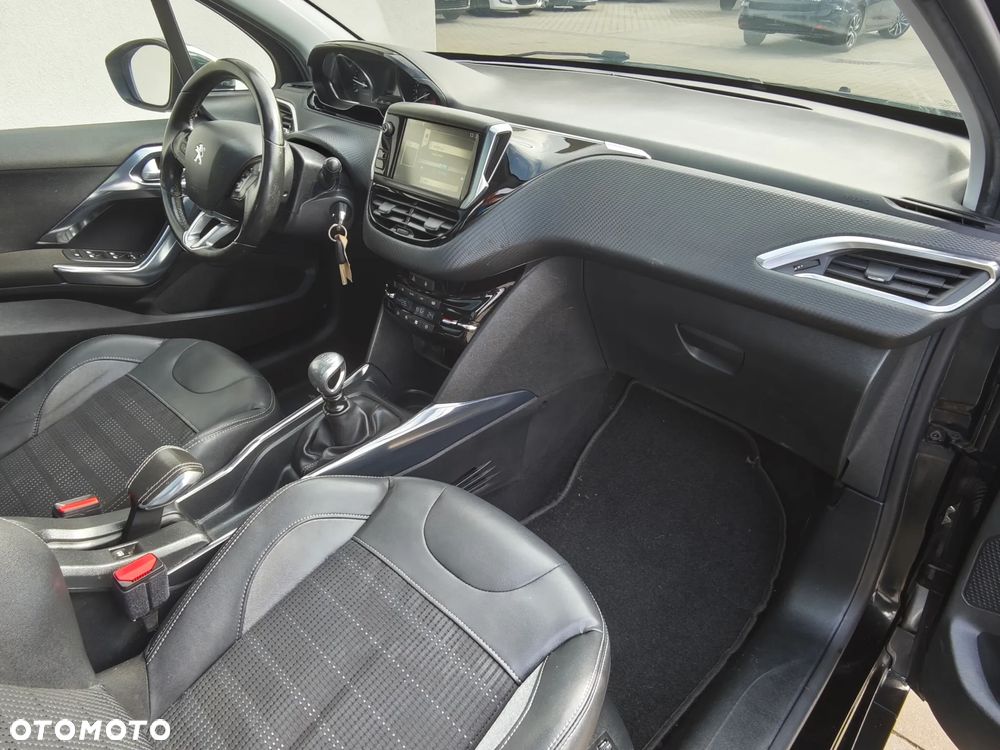 Peugeot 2008 e-HDi FAP 115 STOP & START Allure - 31